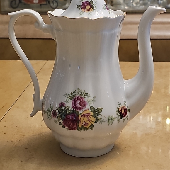 Vintage Crystal Clear English Rose Porcelain Coffee Pot w/Lid 10”h W/Lid Poland - Picture 4 of 12